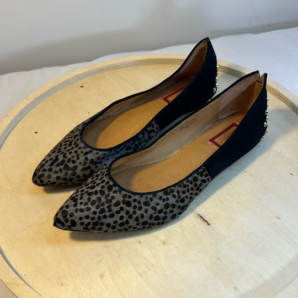 Halogen Pointy Toe Leopard Print Calf Hair and Suede Gold Studded Flats Size 7m